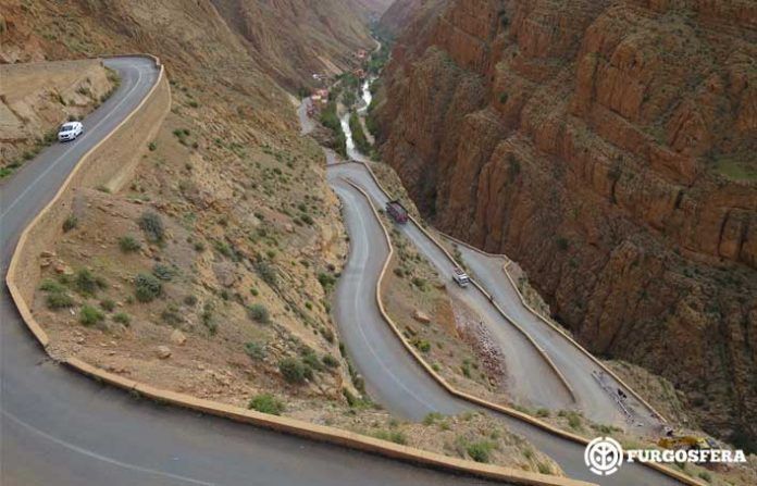 carreteras-atlas-marruecos-furgosfera Guía para viajar a Marruecos en furgoneta camper