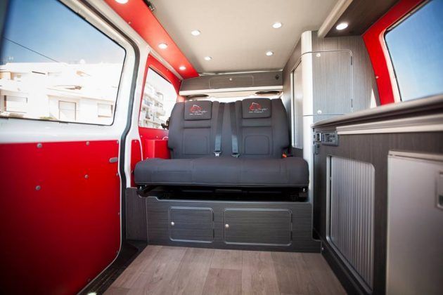 camperizaci&oacute;n VW T5 Black EDition