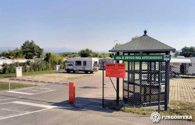 &Aacute;rea de autocaravanas de Somo