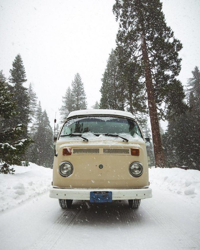 mena_shootz Invierno en furgo