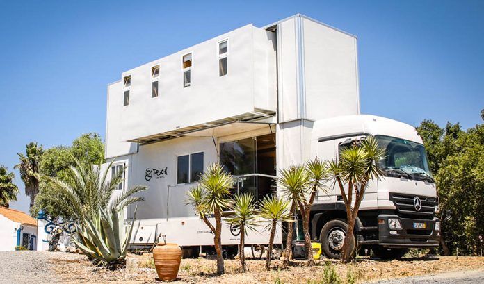 truck-hotel-furgosfera