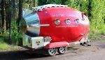 Atomic Camper: el cohete sobre ruedas