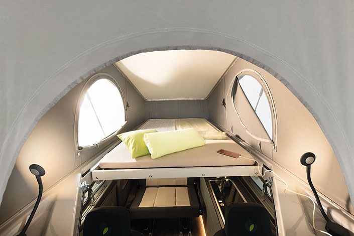 Interior de la camper híbrida 