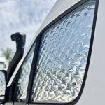 Aislantes térmicos y oscurecedores furgoneta camper