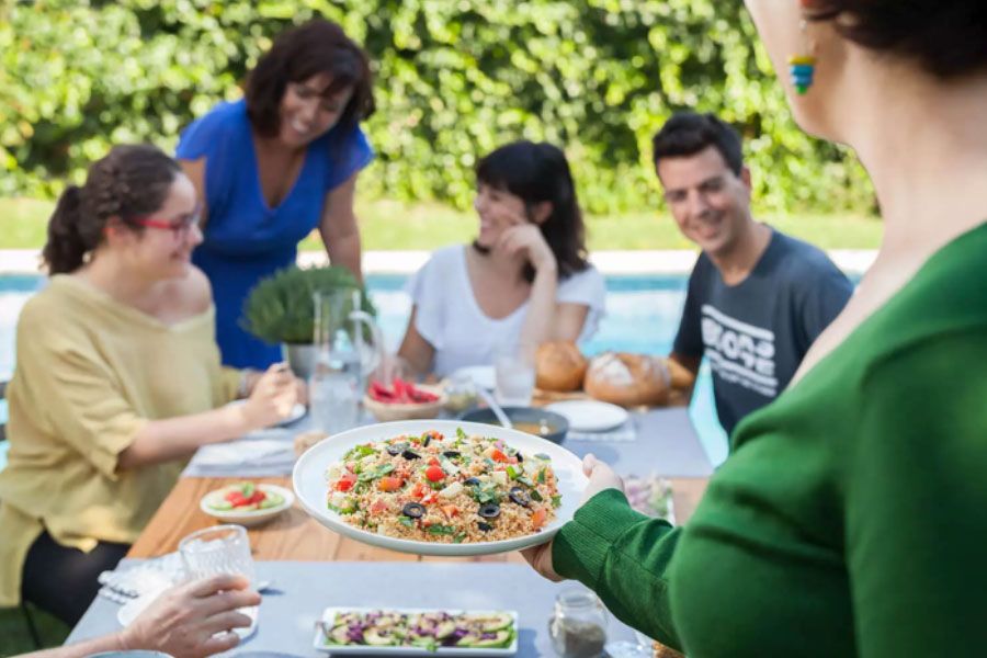Cocinar sin cocina: 5 recetas rápidas y fáciles para comer bien de camper y algunas ideas para improvisar